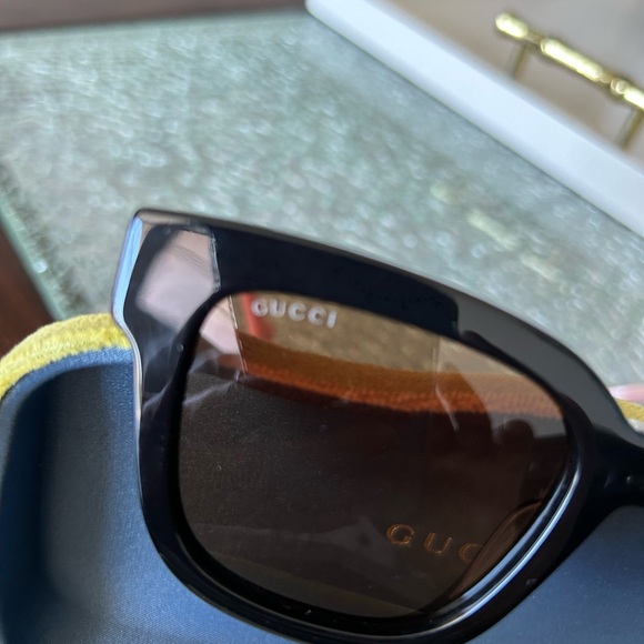 New Gucci Sunglasses light pink and brown - Picture 8 of 11